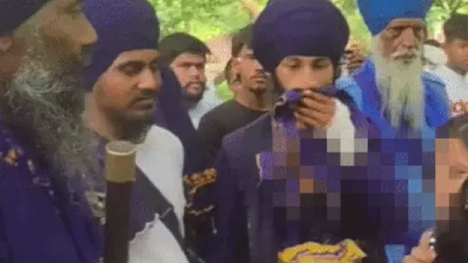 पंजाब में पार्क में रील पर बवाल, निहंगों ने मां-बेटी को चेतावनी देकर छोड़ा